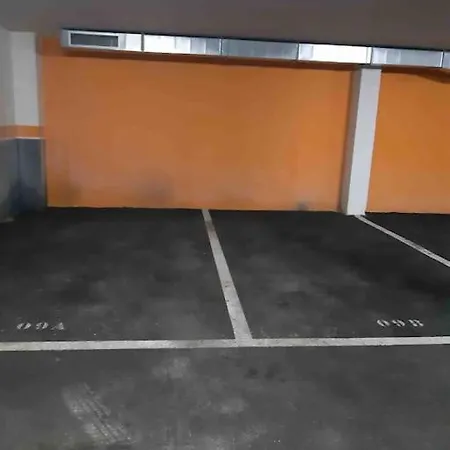 Apartment Nuevo Terraza: Spacious 2-bedroom With Parking Llanes