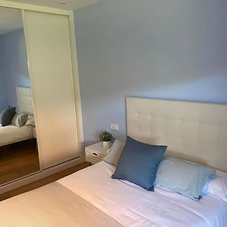 Nuevo Terraza: Spacious 2-bedroom With Parking *