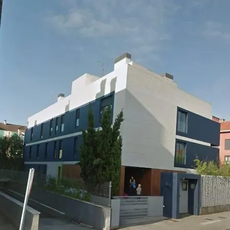 Apartment Nuevo Terraza: Spacious 2-bedroom With Parking Llanes