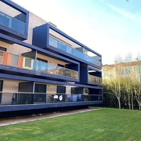 Precioso Moderno, Terraza, 2 Parking, 2 Hab 2 Banos, 6-8 Pers - Libre Febrero Llanes