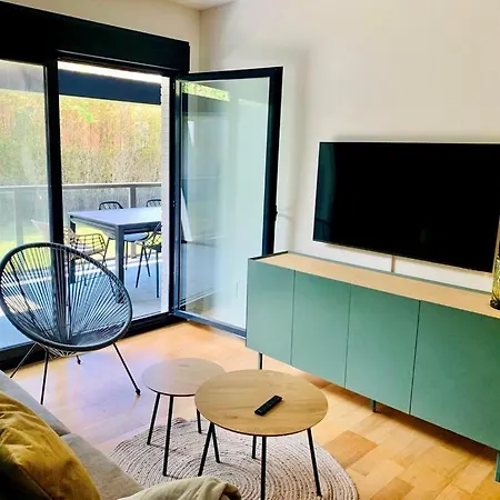 Precioso Moderno, Terraza, 2 Parking, 2 Hab 2 Banos, 6-8 Pers - Libre Febrero *