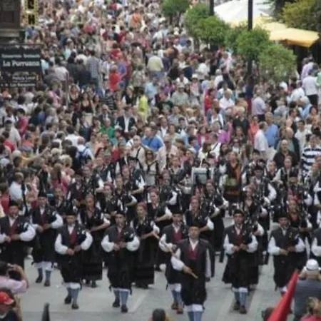 Precioso Moderno, Terraza, 2 Parking, 2 Hab 2 Banos, 6-8 Pers - Libre Febrero * Llanes